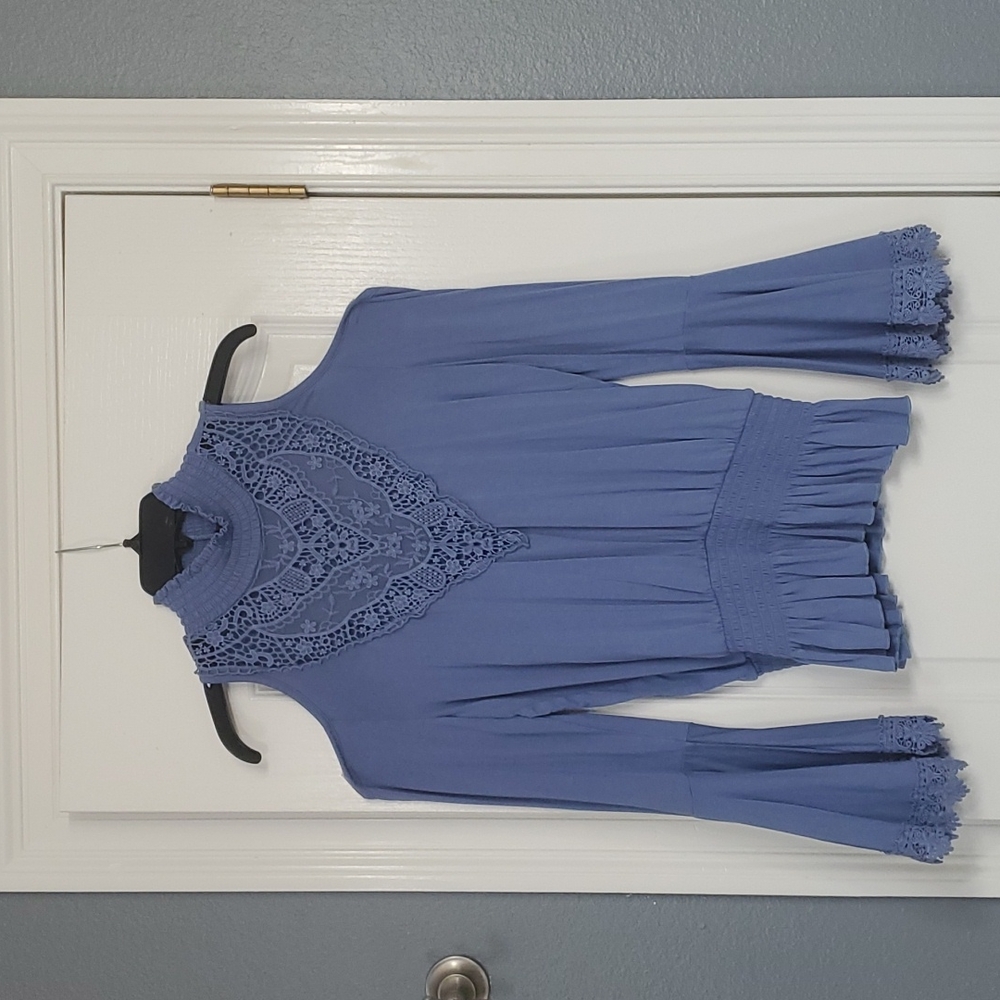 Venus Cold Shoulder Crochet Top